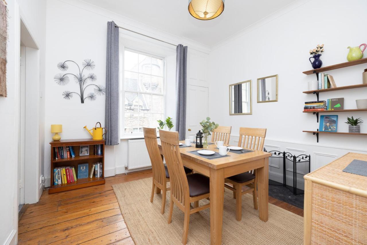 Joivy Cosy Flat In The Heart Of Edinburgh Apartment Ngoại thất bức ảnh